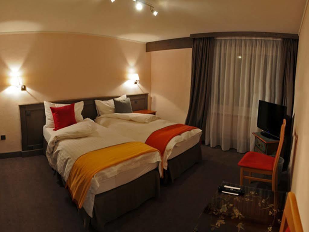 Hotel Central, Spa & Lounge Bar Crans-Montana Dış mekan fotoğraf